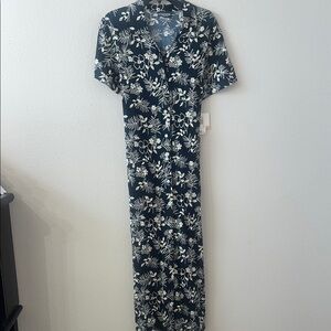 Notations Black and cream V-Neck Short Sleeve Maxi dress